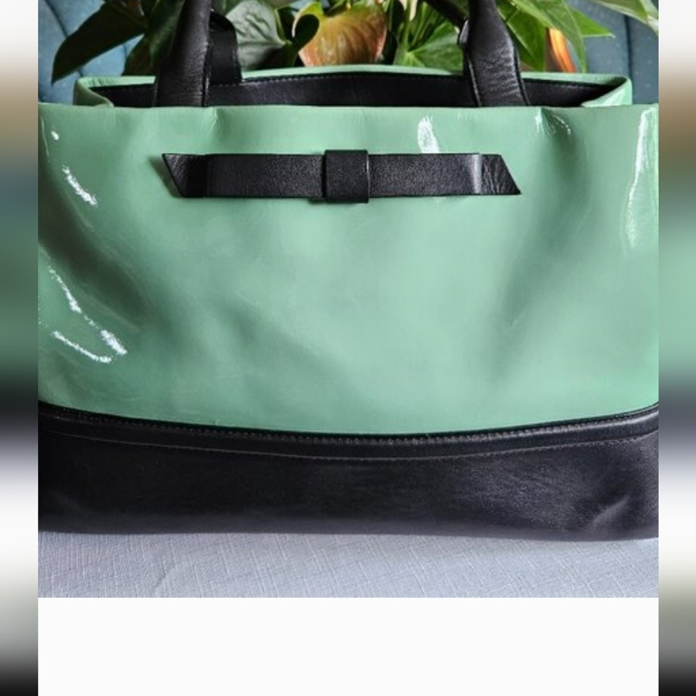 Kate Spade Green and Black Shoulder Bag